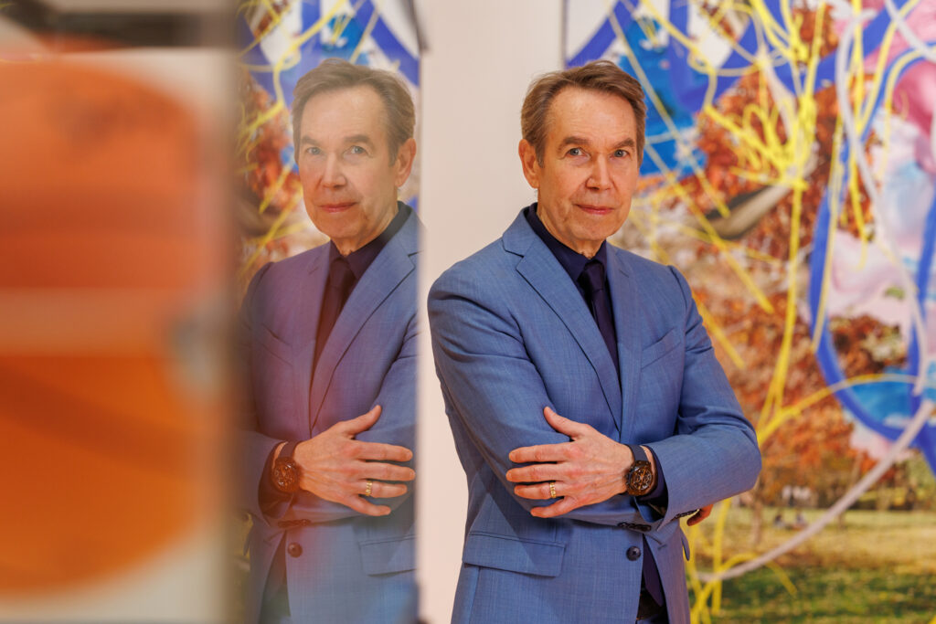 Espace Louis Vuitton Osaka Celebrates Jeff Koons in Landmark
